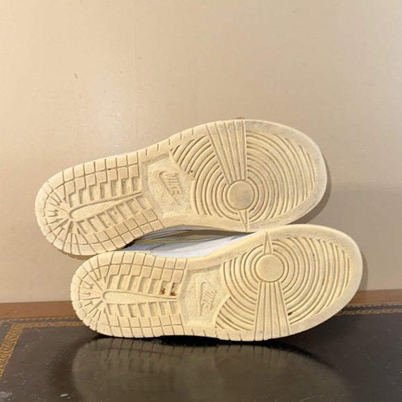 Nike Dunk Low Easter Purple Yellow FJ4642-536 Girl’s Size 2.5Y - Picture 5 of 5